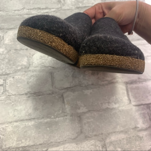 haflinger closed heel